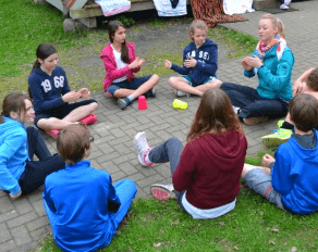 Becher Lied Cup Song im Feriencamp