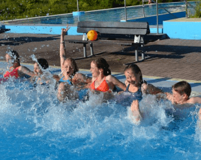Sommer Brohltal Schwimmen