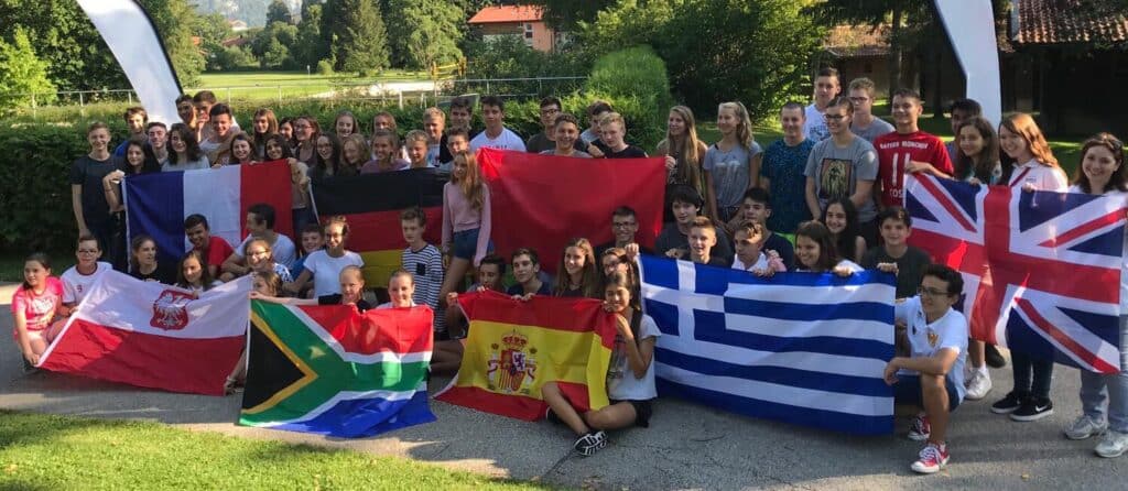 Internationales Summer Camp (10-17 Jahre)