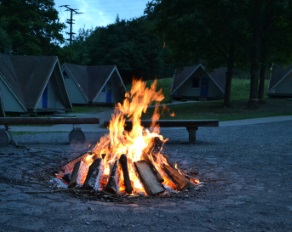 Lagerfeuer Kinderferien in den sportcamps herbstferien 2020